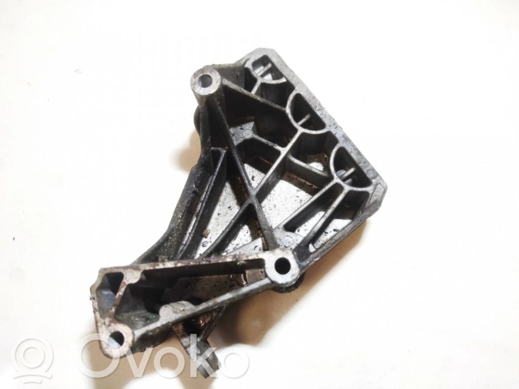 Skoda Fabia Mk1 (6Y) Suport motor 