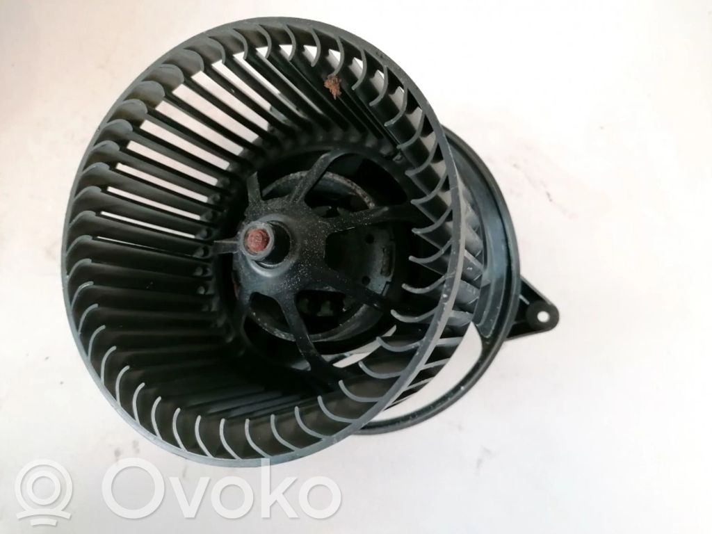 Ford Focus Ventilator aerotermă