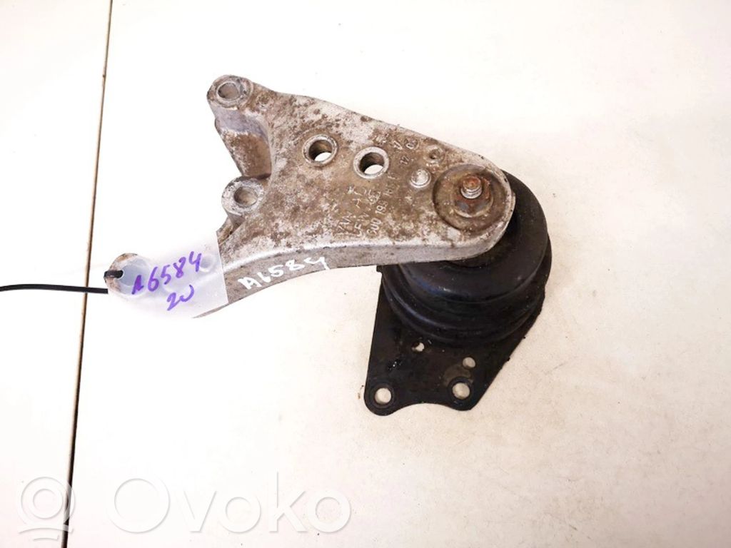Skoda Fabia Mk1 (6Y) Engine mount bracket 