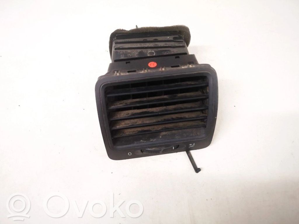Volkswagen Golf V Rejilla de ventilación central del panel 