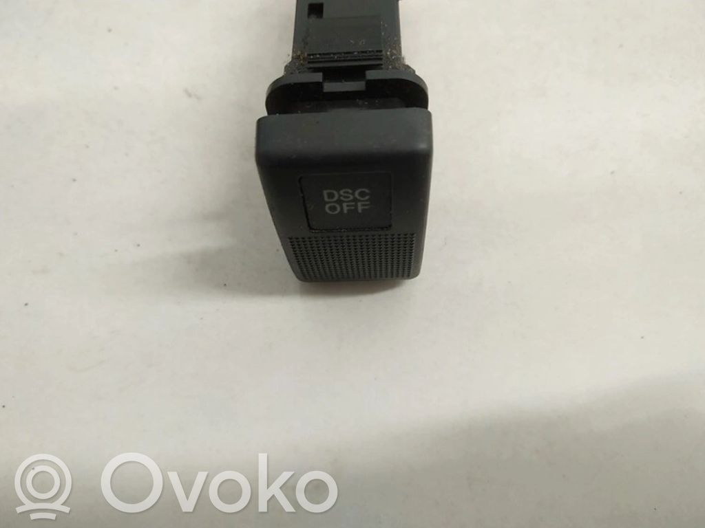 Comutator controlul tracțiunii (ASR)   15A469,15A469