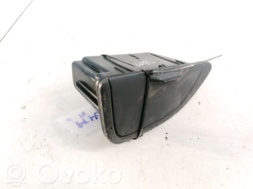 Volkswagen Golf V Aschenbecher 