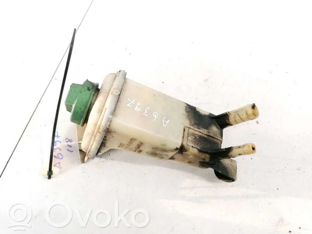 Ohjaustehostimen nestesäiliö   8D0422373C,8D0422373C