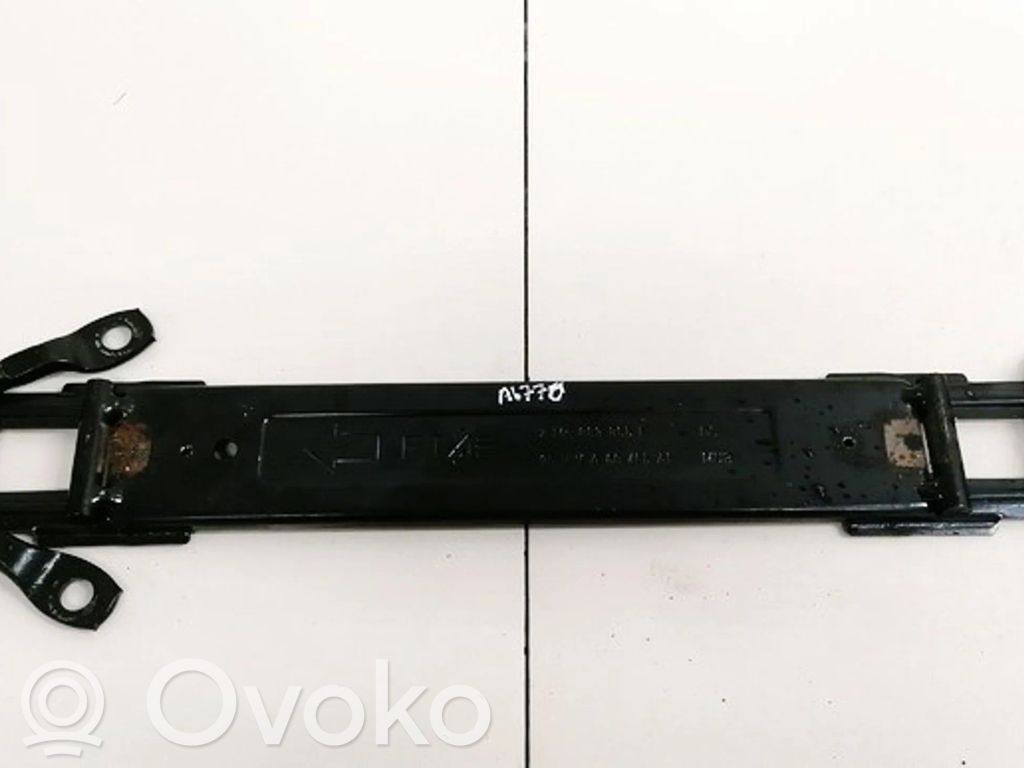 Muu ulkopuolen osa   7M0883865E,95VWA60455AF,7M0883865E,95VWA60455AF