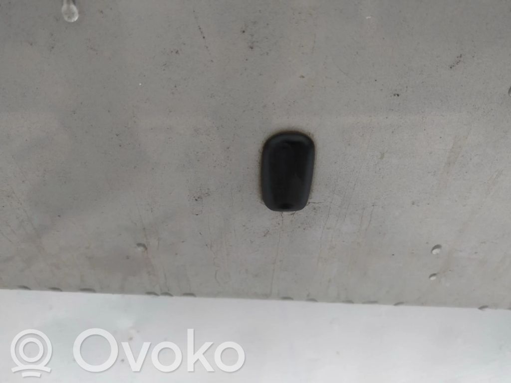 Ford Mondeo MK II Buse de lave-glace
