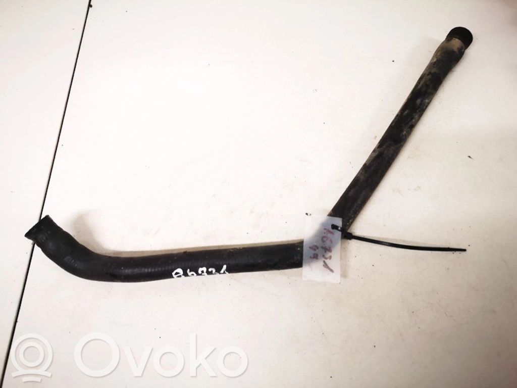 Audi 80 90 S2 B4 Tubo flessibile del liquido di raffreddamento del motore