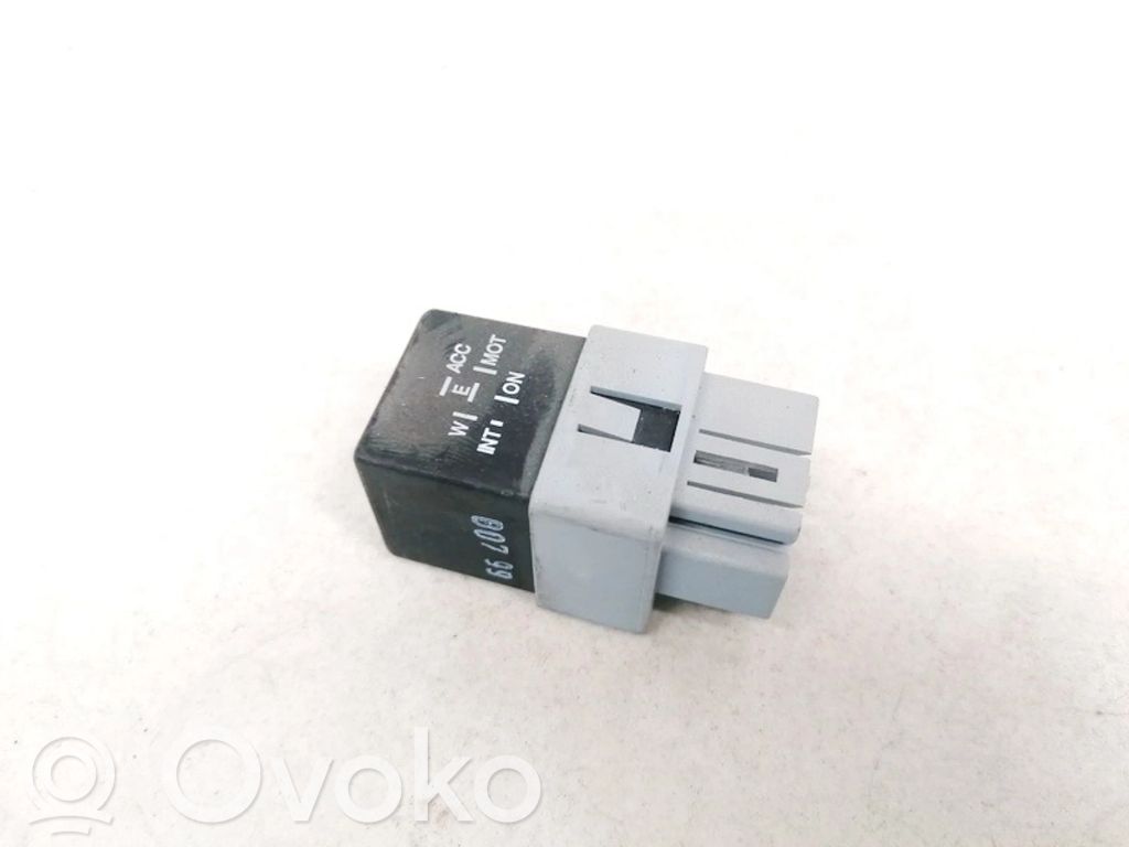 Muu rele   MB953394,72HM100,72HM100,MB953394