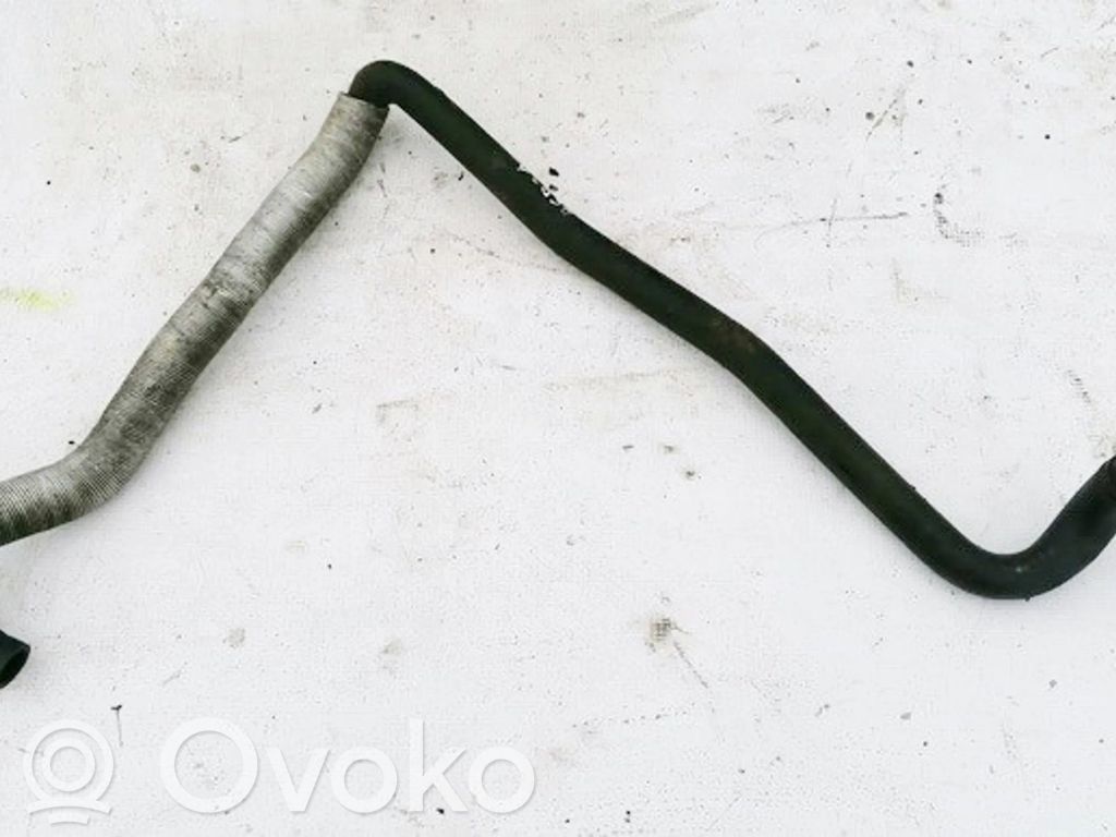 Opel Omega B1 Tubo flessibile del liquido di raffreddamento del motore 