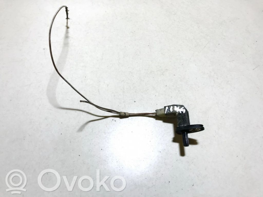 Volkswagen PASSAT B4 Czujnik otwarcia drzwi przednich 