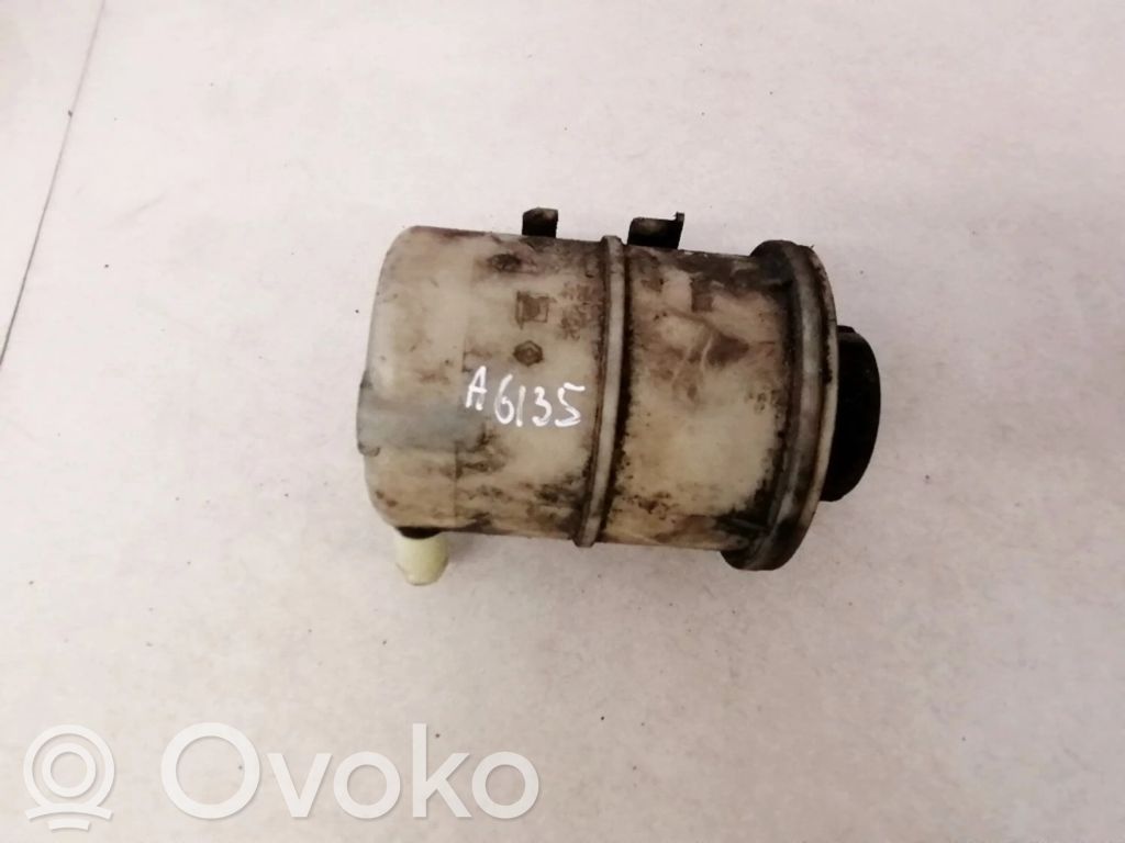 Ausgleichsbehälter Servopumpe   8200005185,8200005185