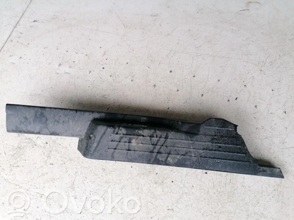 Mazda 5 Capac prag spate 