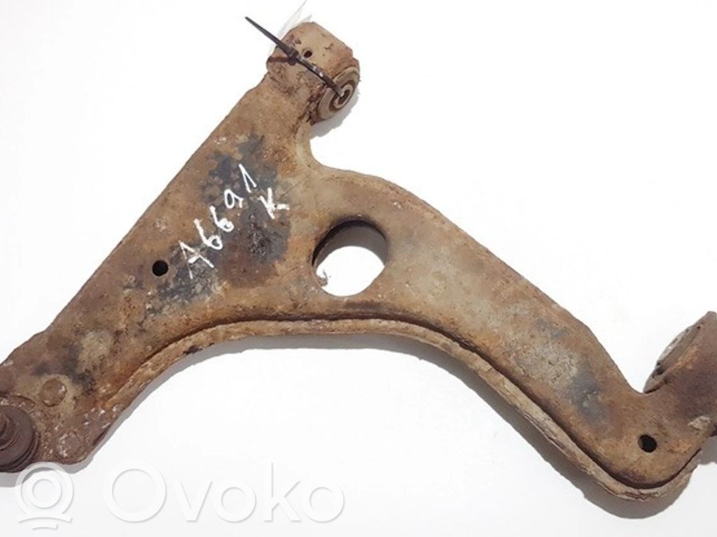 Querlenker Achsschenkel vorne   90498740,90498740
