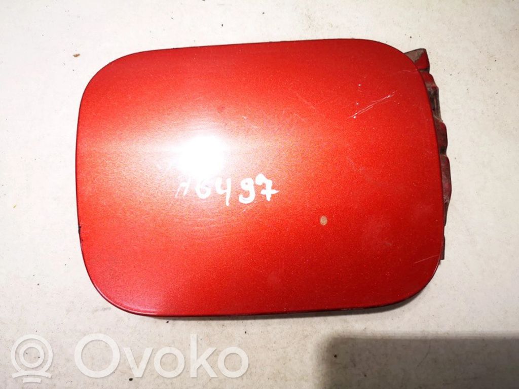 Audi A4 S4 B5 8D Tankdeckel Tankklappe