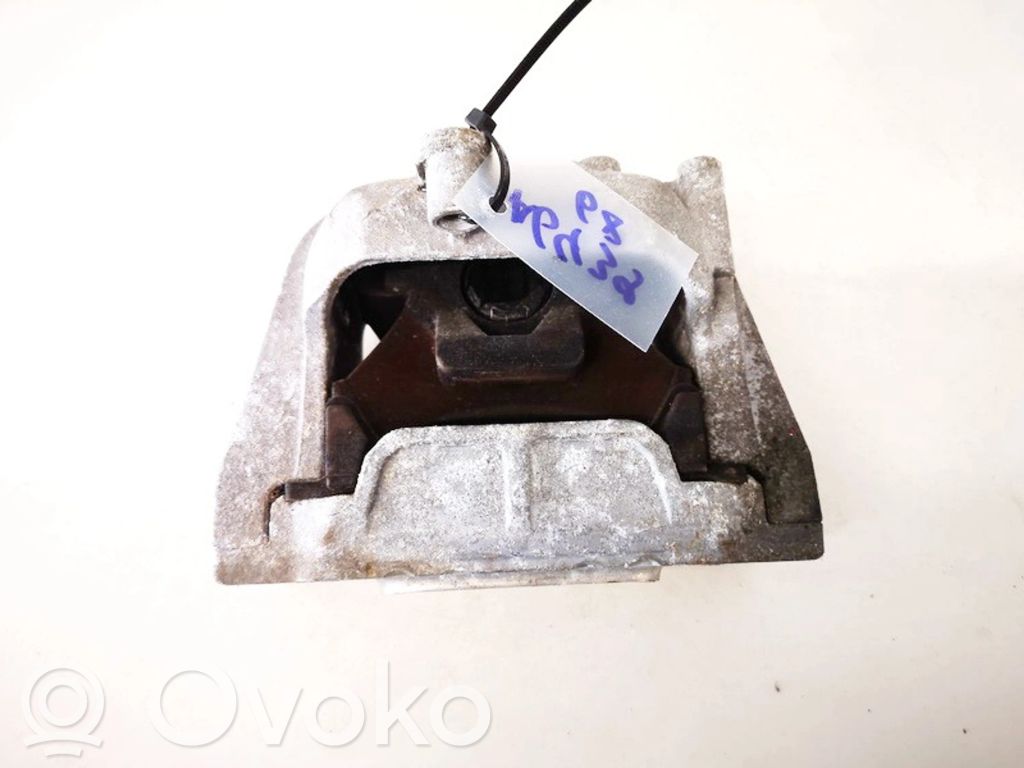 Volkswagen Golf V Supporto di montaggio del motore