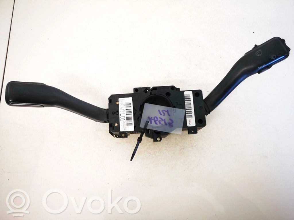 Skoda Fabia Mk1 (6Y) Bloc semnalizator și ștergător parbriz 
