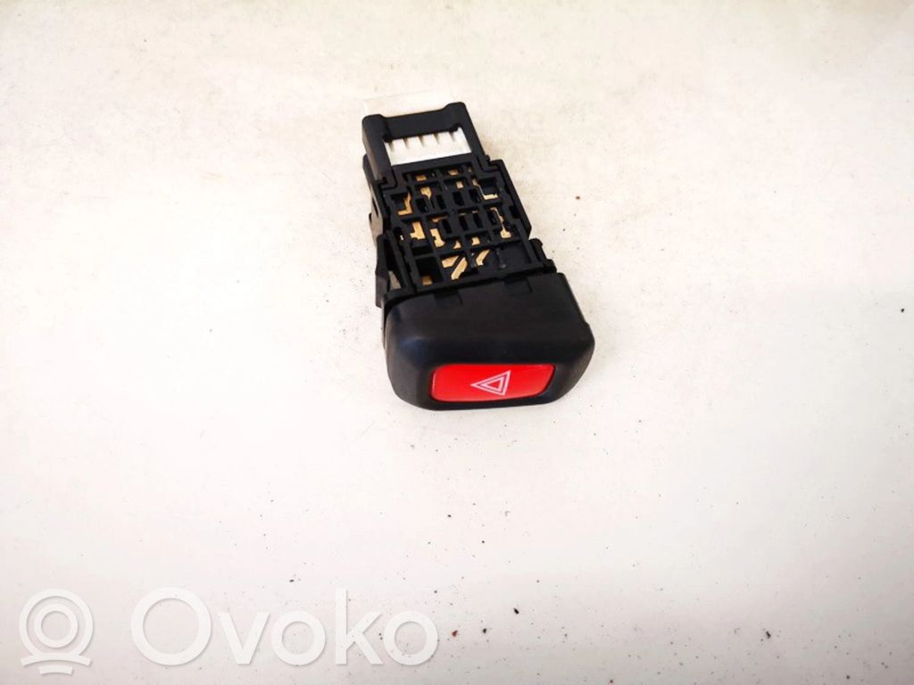 Nissan Almera N16 Interruttore luci di emergenza