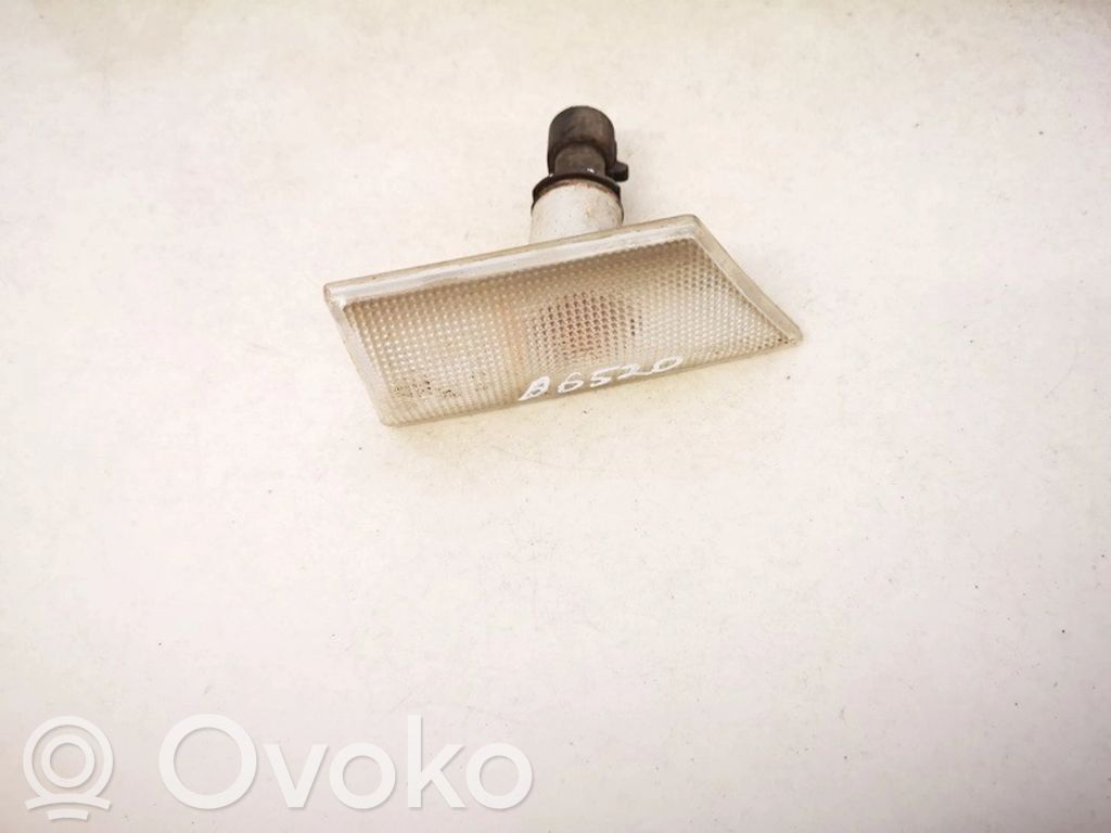 Opel Signum Etupuskurin suuntavilkku