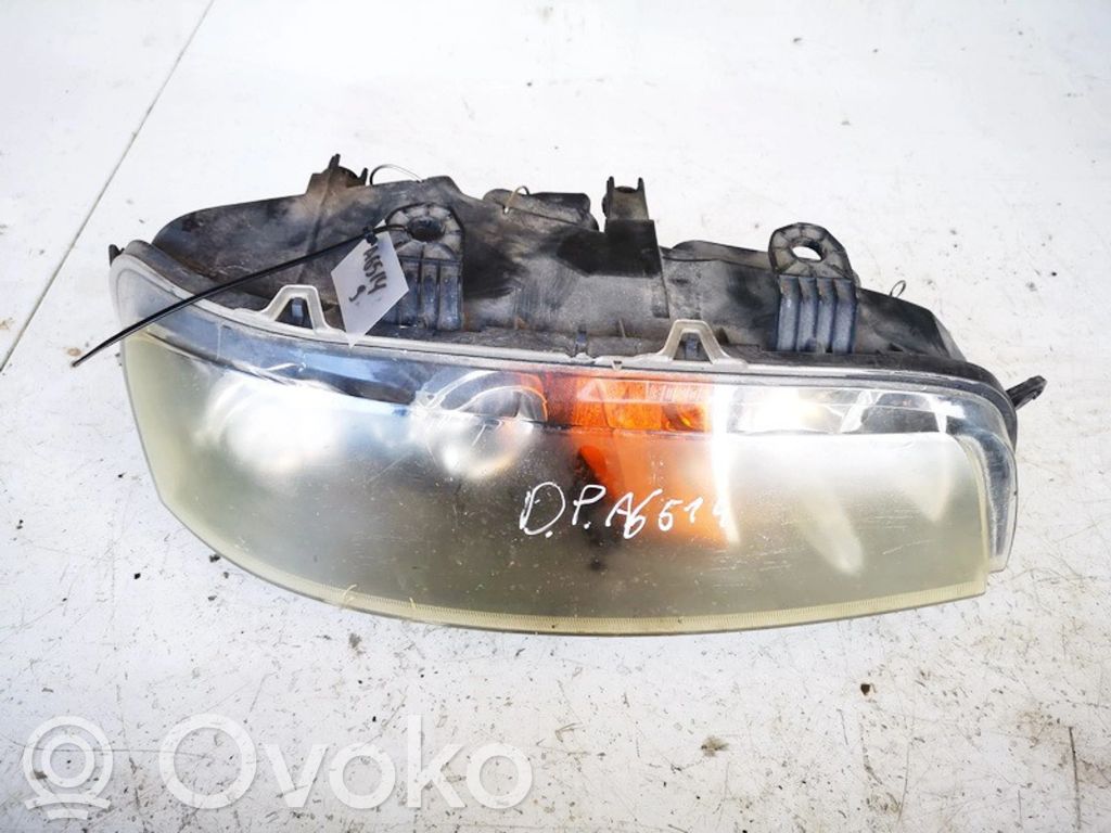 Fiat Punto (188) Lampa przednia 