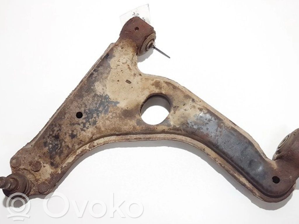 Opel Vectra B Basculă inferioară față 