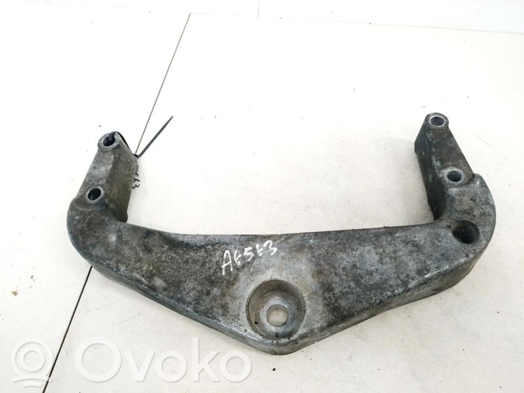 Saab 9-5 Suport motor 