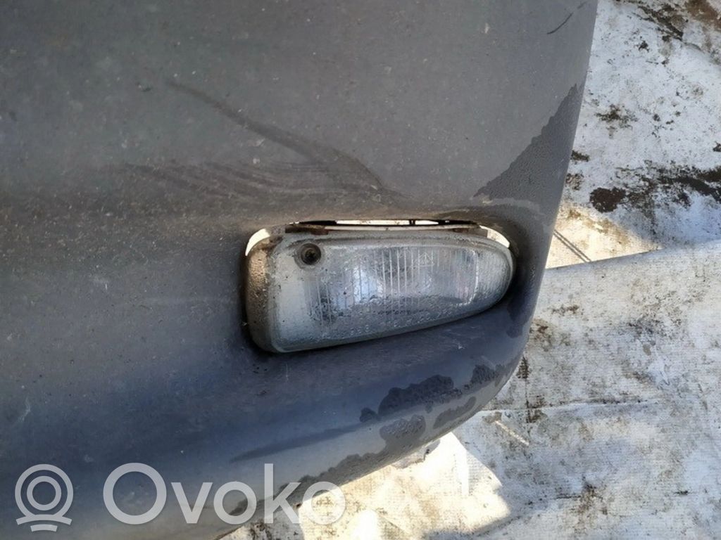 Chrysler Voyager Feu antibrouillard avant 