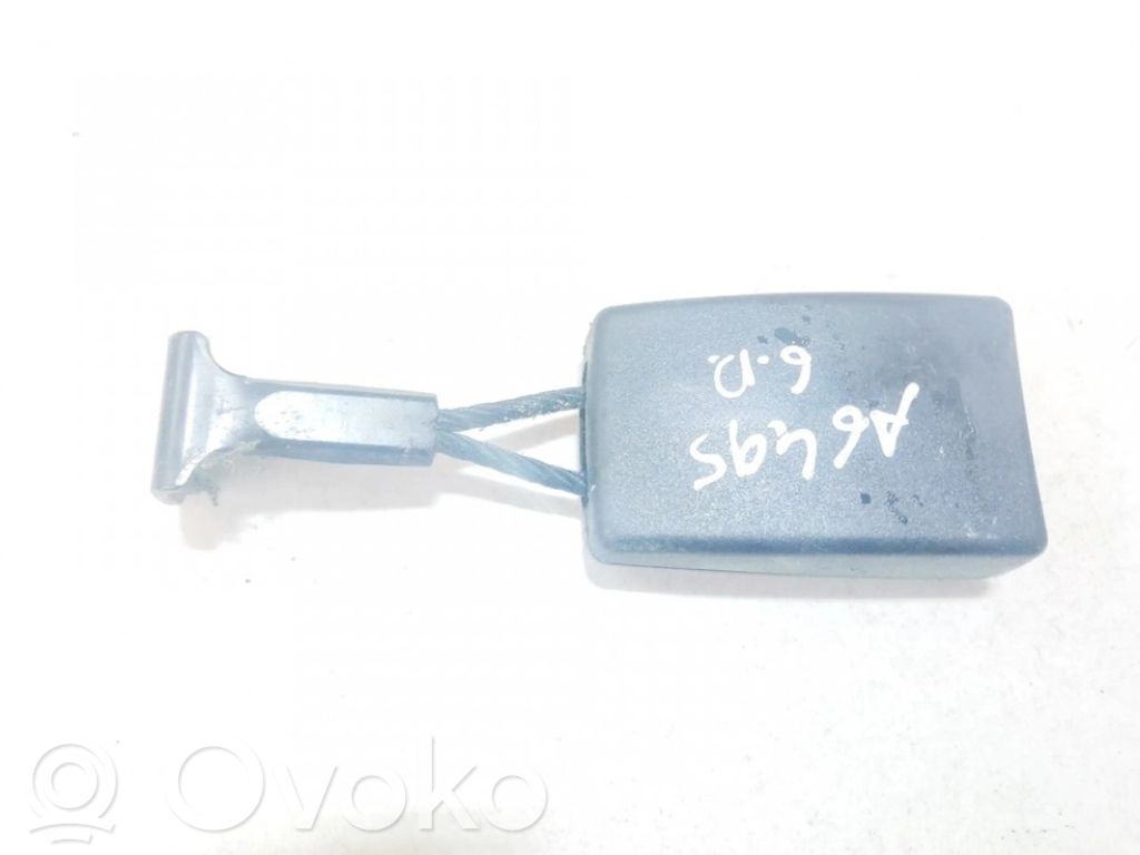 Opel Astra H Hebilla del cinturón de seguridad trasero