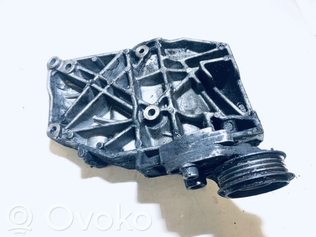 Volkswagen PASSAT B5.5 Suport motor 