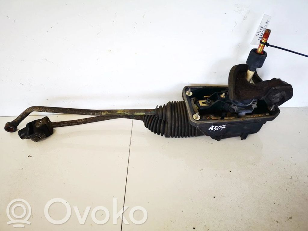 Volkswagen PASSAT B5 Selector de viteze/schimbător de viteze (interior) 