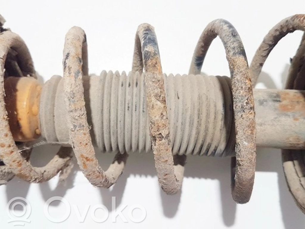 Mazda 626 Arc elicoidal spate 