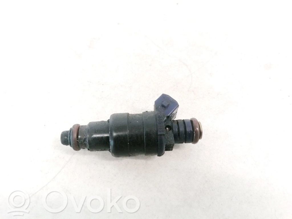 Wtryskiwacz paliwa   866313,866313