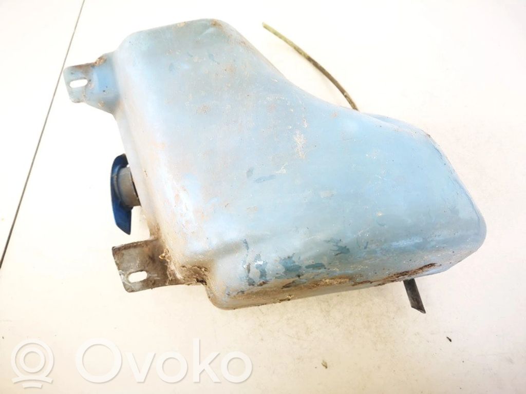 Volkswagen Golf III Rezervor lichid spălare parbriz 