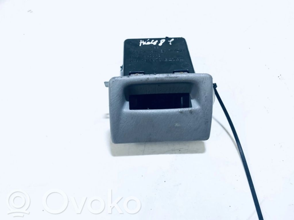 Cenicero del coche   B25G64610,BJ3D64610,B25G64610,BJ3D64610