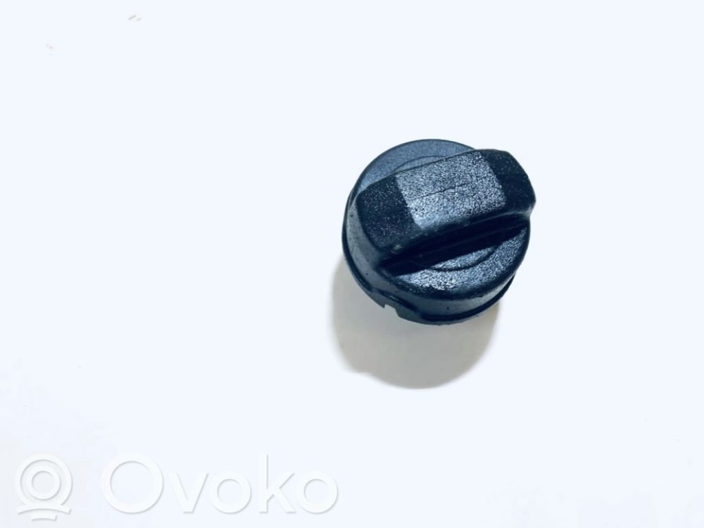 Volkswagen Golf IV Tappo del serbatoio del carburante