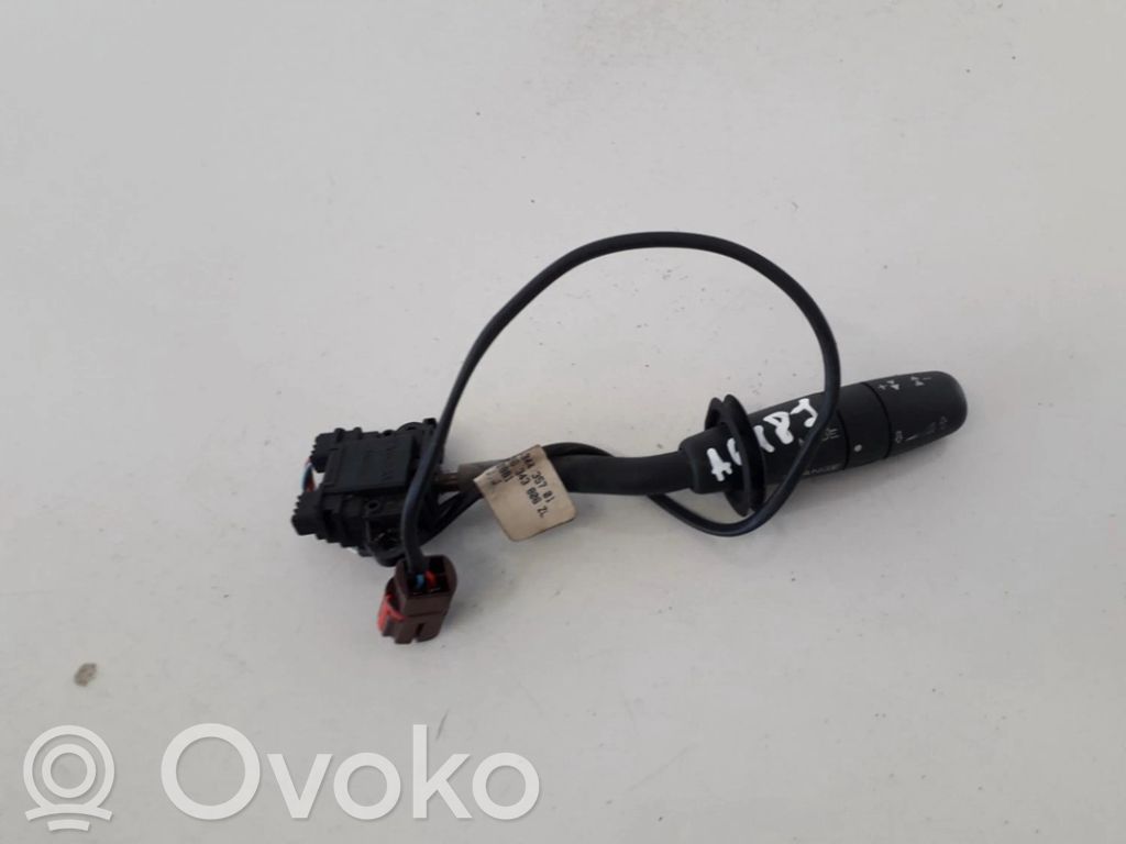 Peugeot 406 Interruptor de control multifunción 