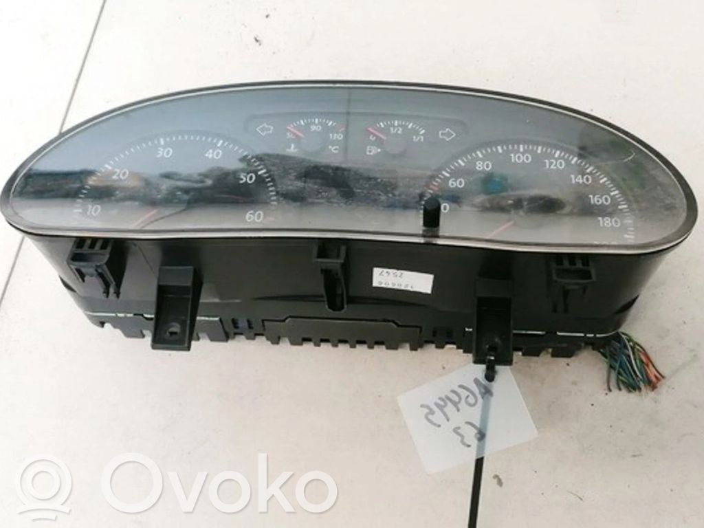 Volkswagen Polo IV 9N3 Licznik / Prędkościomierz 