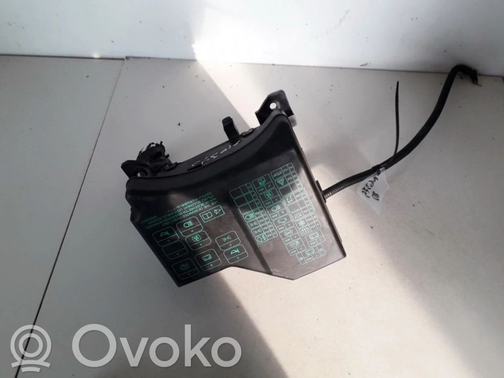 Mitsubishi Carisma Set scatola dei fusibili 