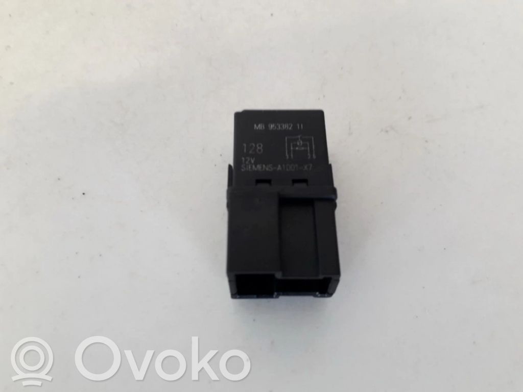 Otros relés   MB953382,V23074,MB953382,V23074