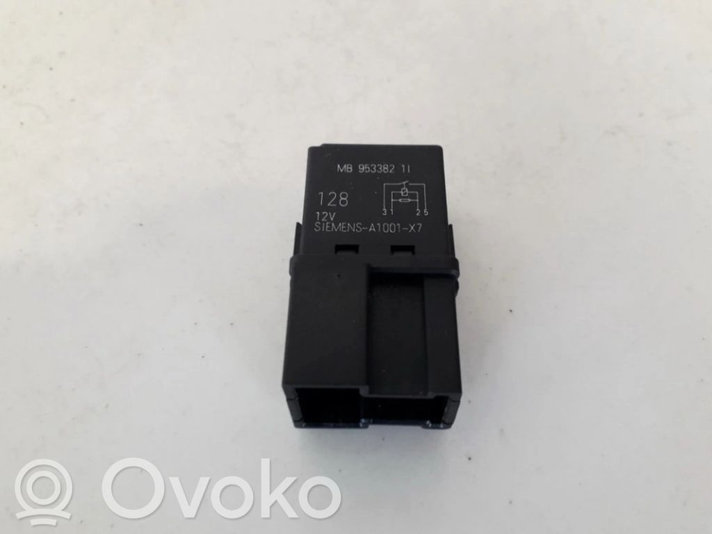 Muu rele   MB953382,V23074,MB953382,V23074