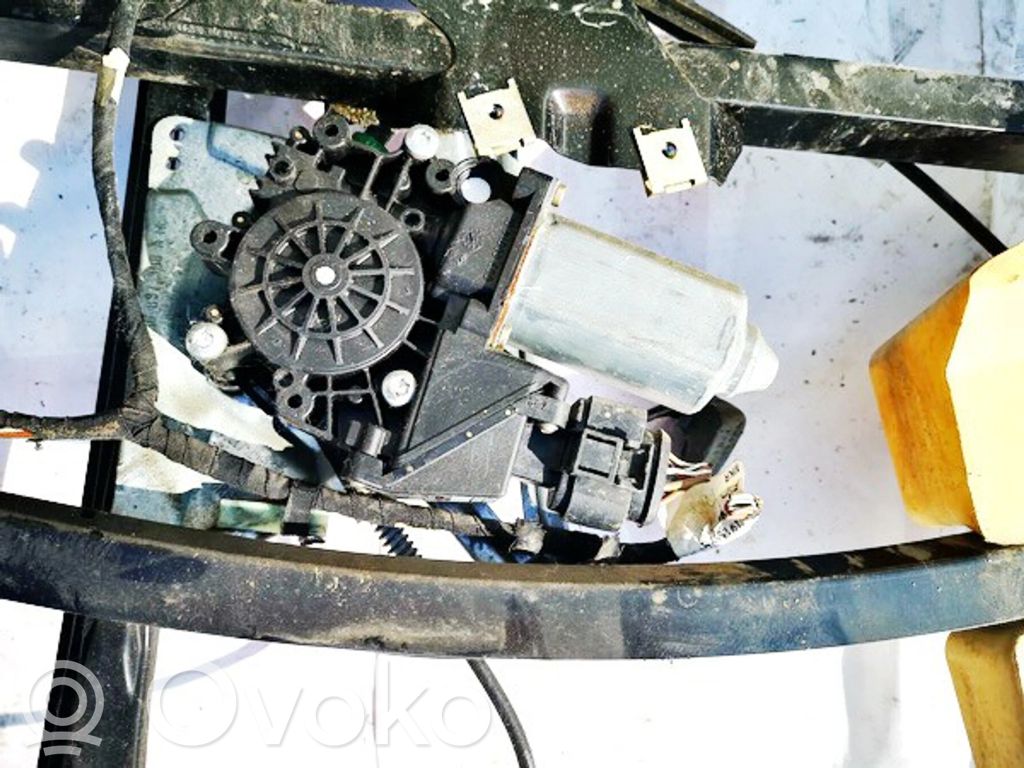 Audi A4 S4 B5 8D Motorino alzacristalli della portiera anteriore