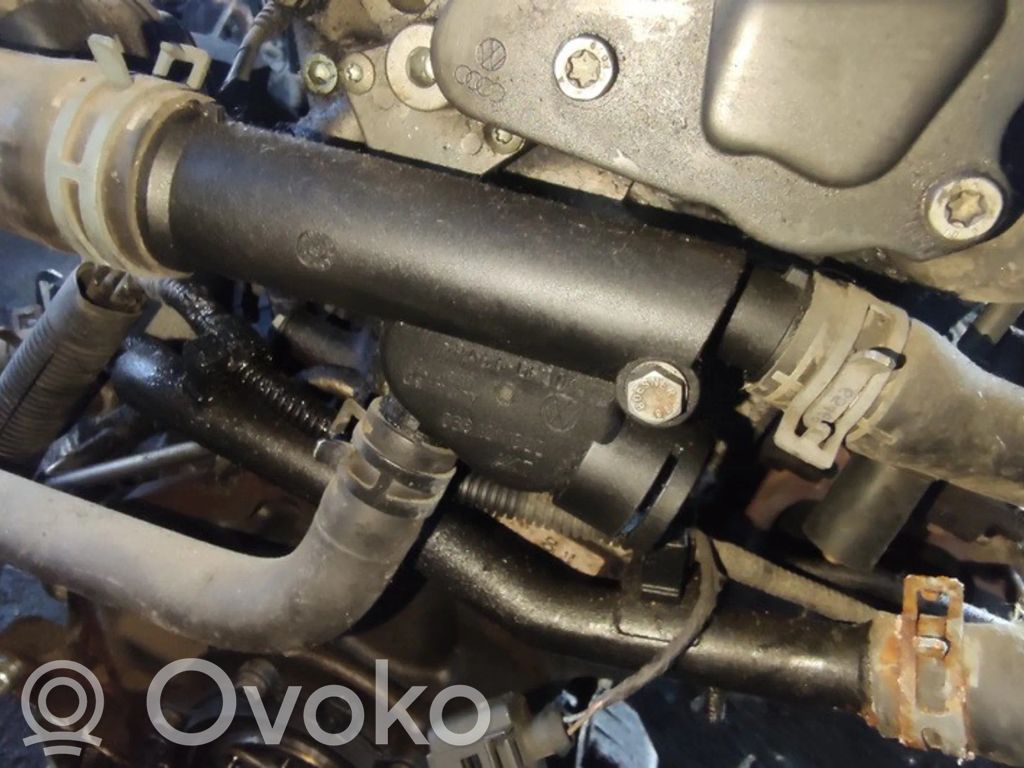Volkswagen Polo Conductă/furtun lichid de răcire motor 