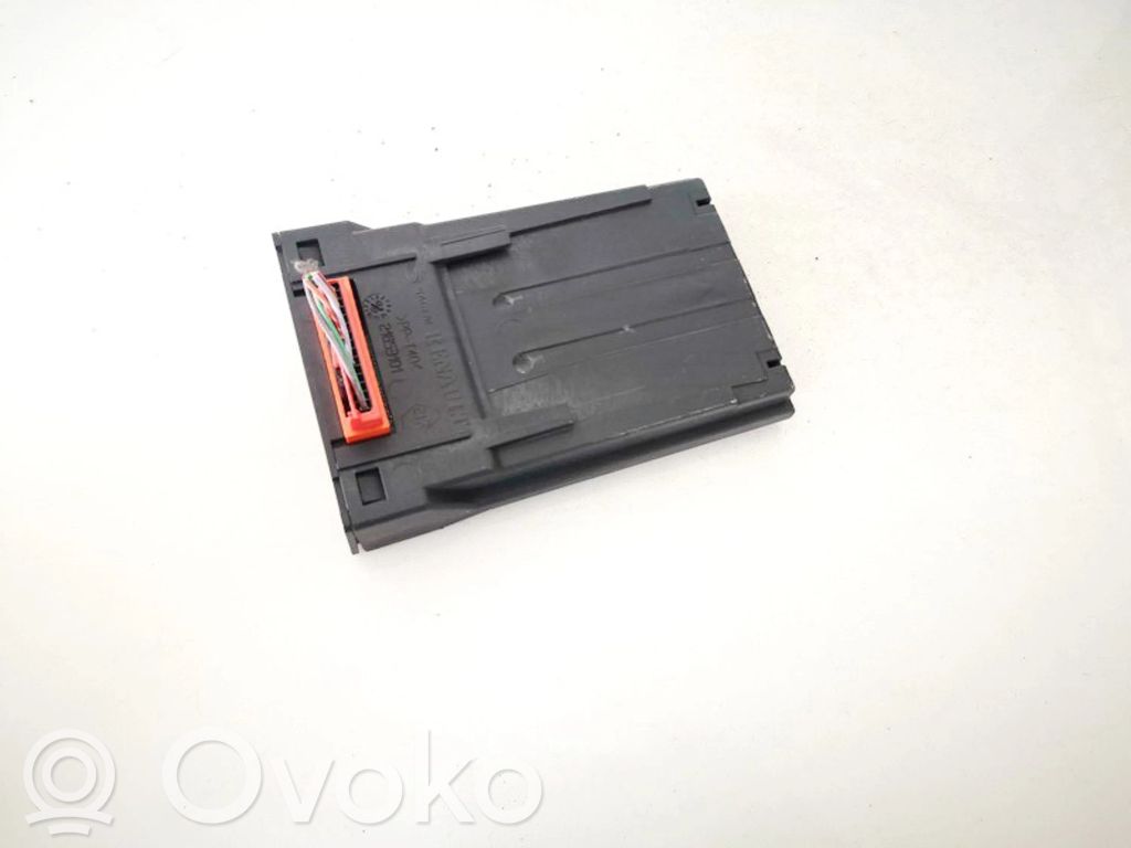 Autres unités de commande / modules   P8200006159,216544688,216544688,P8200006159
