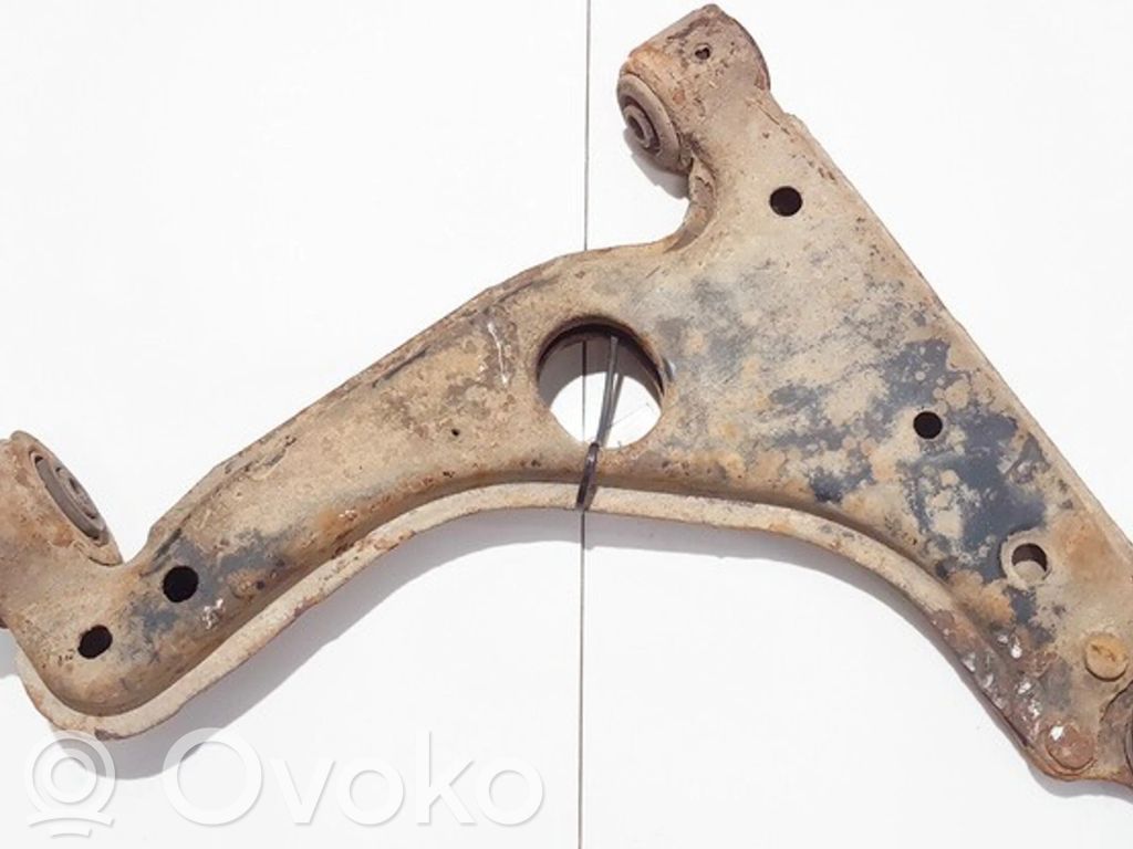 Opel Vectra B Basculă inferioară față 