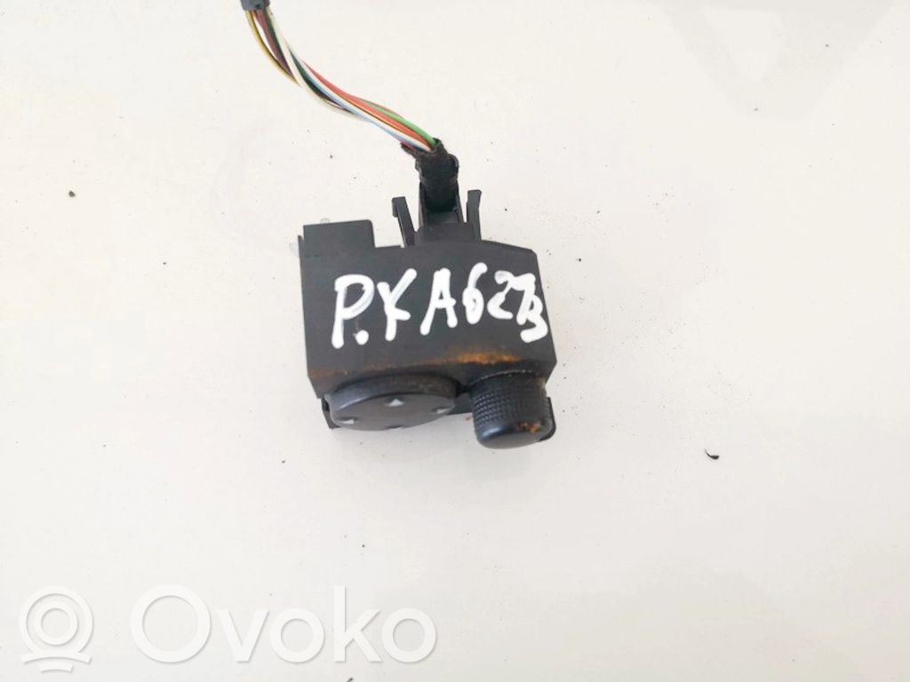 Audi A3 S3 8L Przycisk regulacji lusterek bocznych