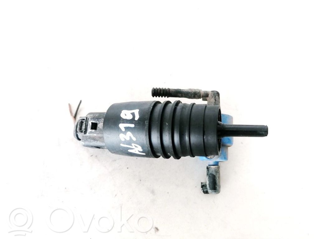 Audi A4 S4 B5 8D Pompa lavavetri parabrezza/vetro frontale 