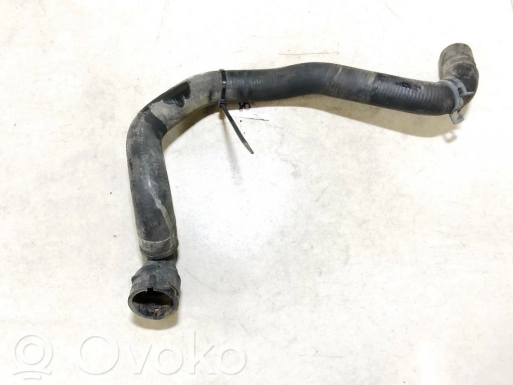 Audi A4 S4 B5 8D Conductă/furtun lichid de răcire motor 