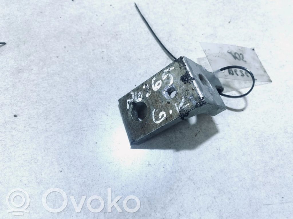 Skoda Fabia Mk1 (6Y) Zawias dolny drzwi tylnych 