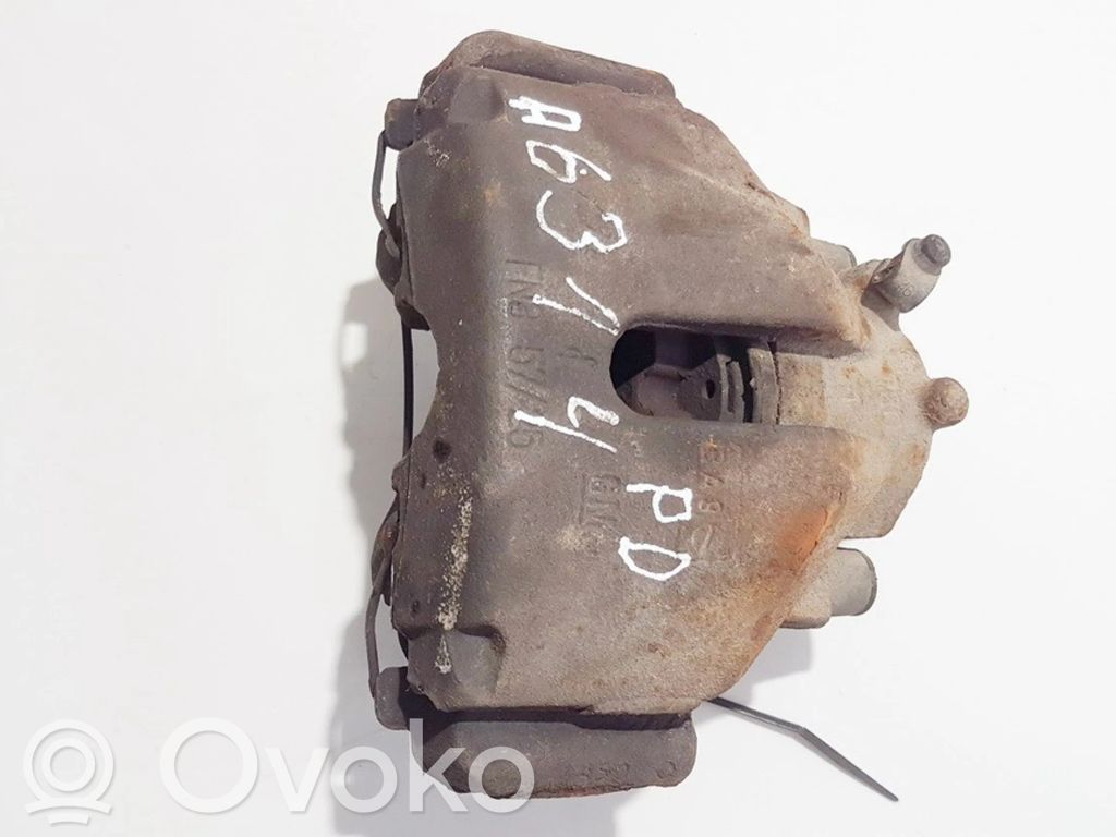 Opel Vectra B Zacisk hamulcowy przedni