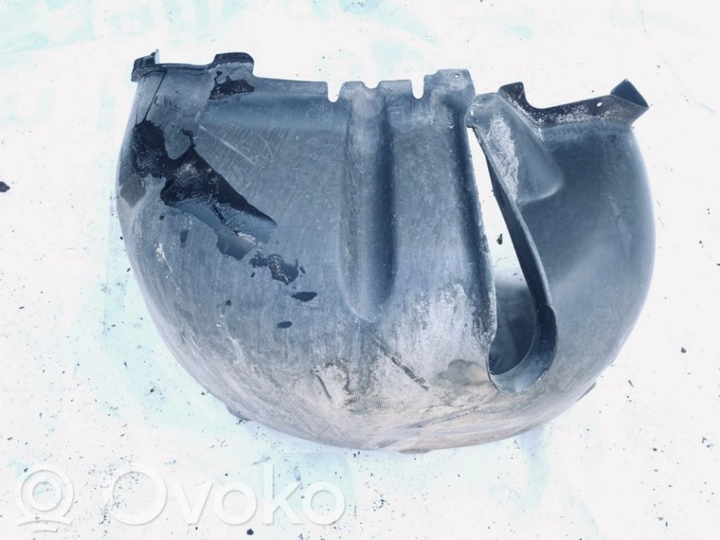 Takapyörän sisälokasuojat   8Z0810171C,8Z0810171C