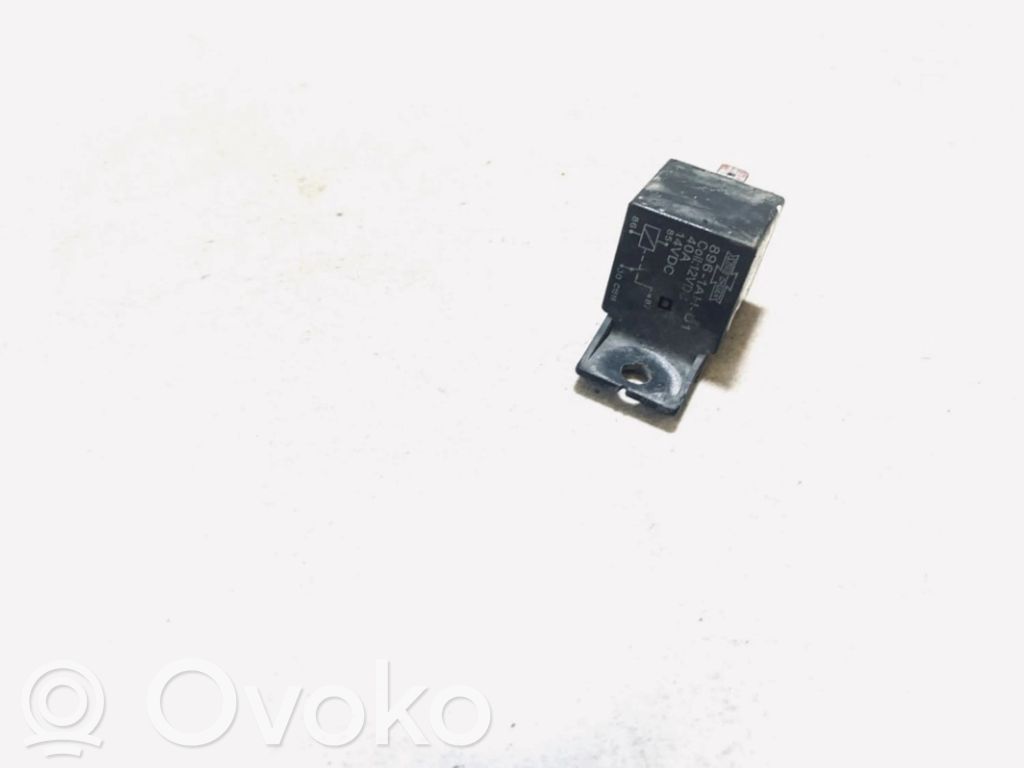 Toyota Avensis T250 Sonstige Relais 