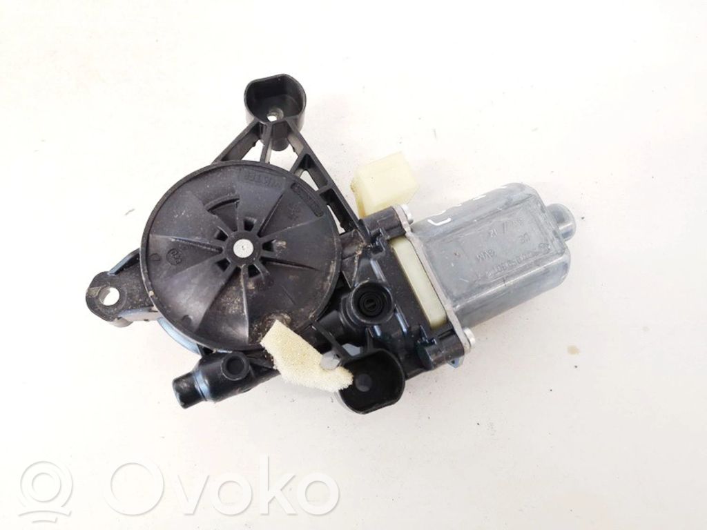 Volkswagen Golf VII Silnik regulatora szyby drzwi przednich 